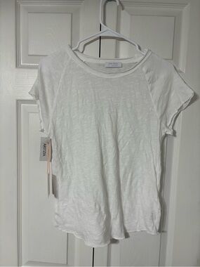 Artizia Little Moon White Short Sleeve Slub Tee